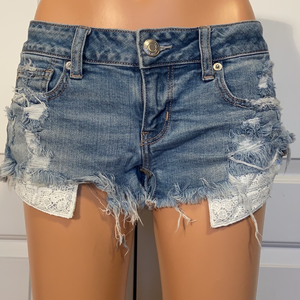AMERICAN EAGLE SUPER LOW SHORTIE